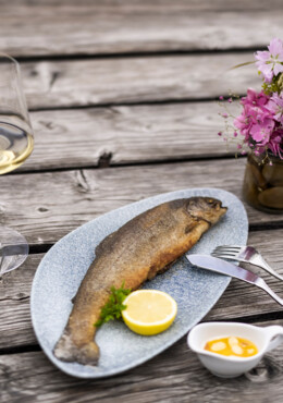 Ein frisch gebratener Fisch