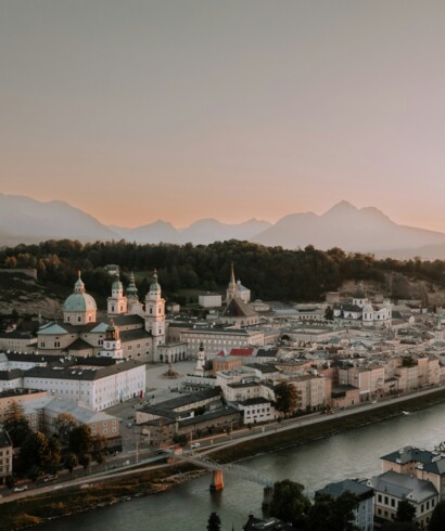 Hotel nahe Salzburg Stadt - perfekt für einen Ausflug in die schöne Salzburger Altstadt mit Mozart, Festung und Festspiele